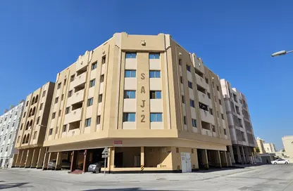 Apartment - 2 Bedrooms - 2 Bathrooms for rent in Mahooz - Manama - Capital Governorate