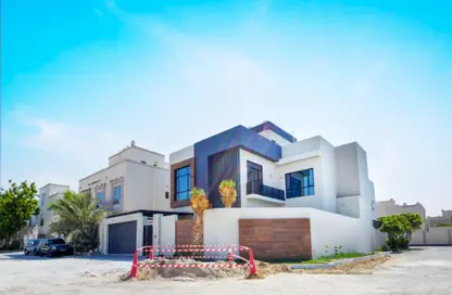 Villa - 4 Bedrooms - 5 Bathrooms for sale in Janabiya - Northern Governorate