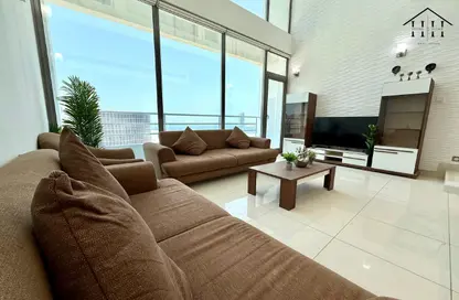 Apartment - 3 Bedrooms - 3 Bathrooms for rent in Al Juffair - Capital Governorate