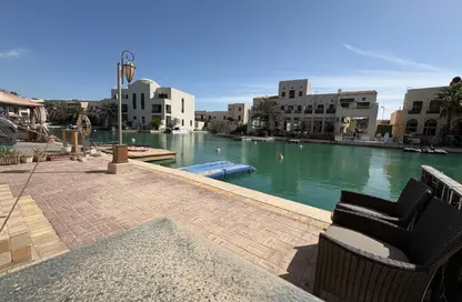 شقة - غرفة نوم - 1 حمام للايجار في مدينة المرسى - أمواج - المحرق