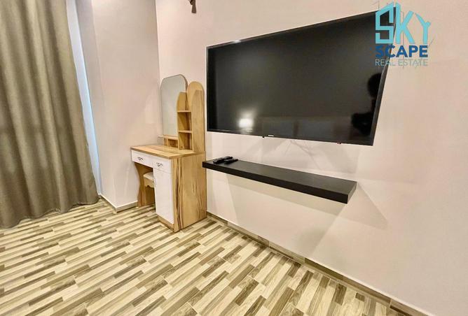 981207 - Property Image 2