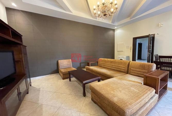961983 - Property Image 2