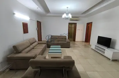 شقة - 2 غرف نوم - 2 حمامات للايجار في العدلية - المنامة - محافظة العاصمة