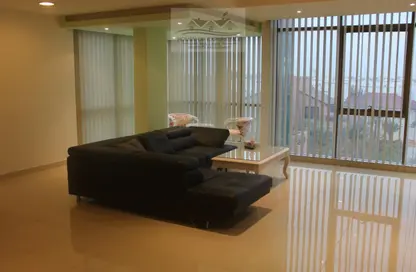 Living Room image for: Apartment - 3 Bedrooms - 2 Bathrooms for rent in Hidd - Muharraq Governorate, Image 1