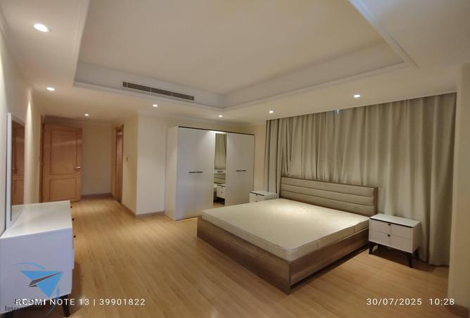 958720 - Property Image 3