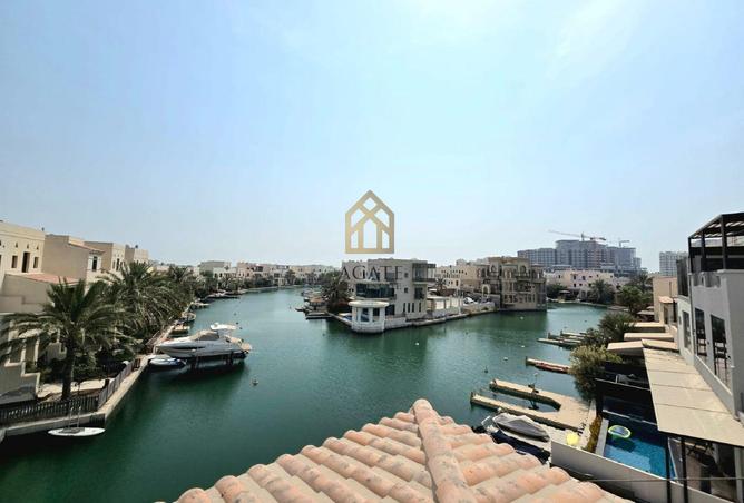 963011 - Property Main Image
