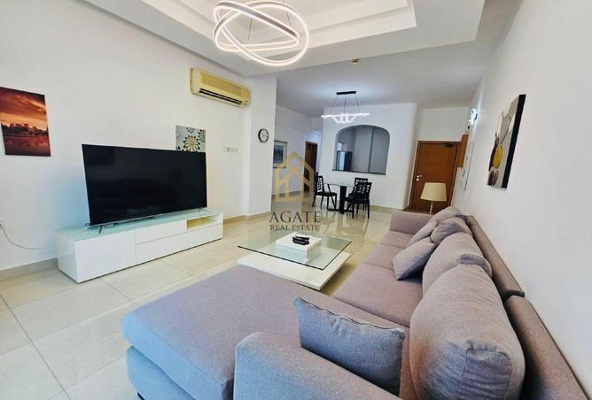 960790 - Property Image 2