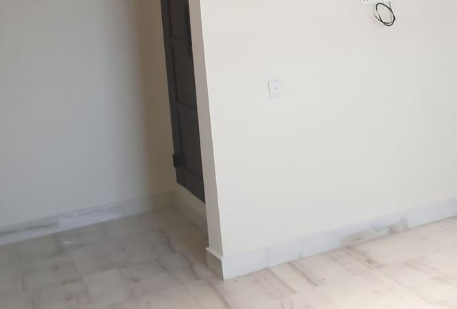 977347 - Property Image 3