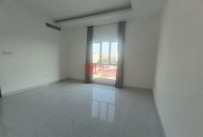 Apartment - 1 Bedroom - 1 Bathroom for rent in Salmaniya - Manama - Capital Governorate