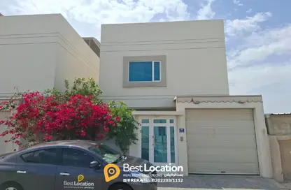 Villa - 5 Bedrooms - 6 Bathrooms for sale in Tubli - Central Governorate