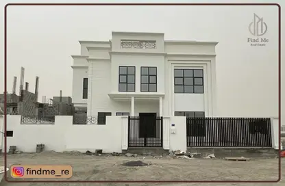 Villa - 4 Bedrooms - 5 Bathrooms for sale in Hidd - Muharraq Governorate