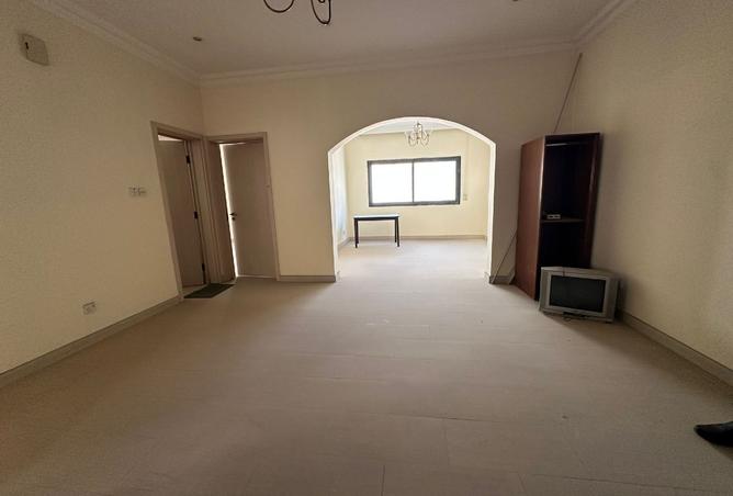 982627 - Property Main Image