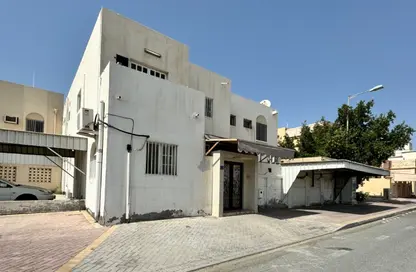 فيلا - 8 غرف نوم - 8 حمامات للبيع في مدينة حمد - المحافظة الشمالية