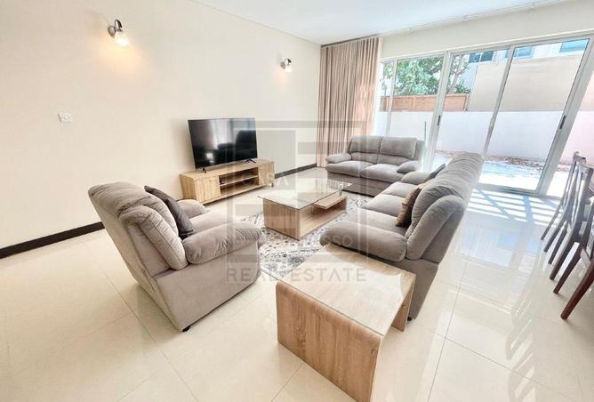 981361 - Property Image 2