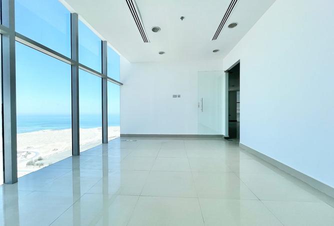 989382 - Property Main Image