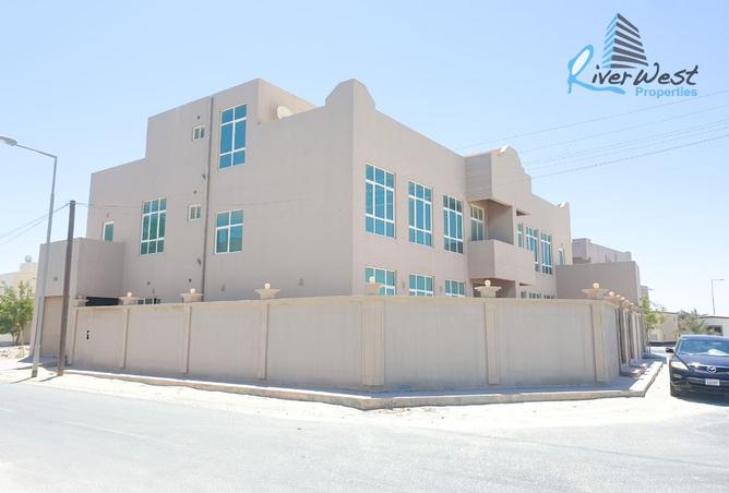 985212 - Property Main Image