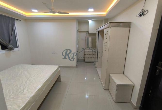 992617 - Property Image 2