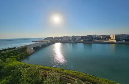 Apartment - 2 Bedrooms - 2 Bathrooms for rent in Tala Island - Amwaj Islands - Muharraq Governorate