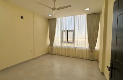Apartment - 2 Bedrooms - 2 Bathrooms for rent in Galali - Muharraq Governorate