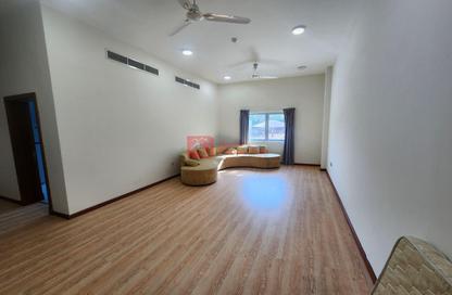 Apartment - 2 Bedrooms - 2 Bathrooms for rent in Saar - Northern Governorate