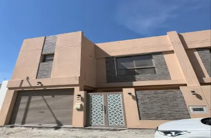 فيلا - 5 غرف نوم - 6 حمامات للبيع في البسيتين - المحرق