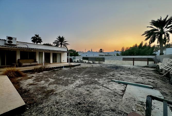 967238 - Property Main Image