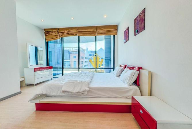 965048 - Property Image 2