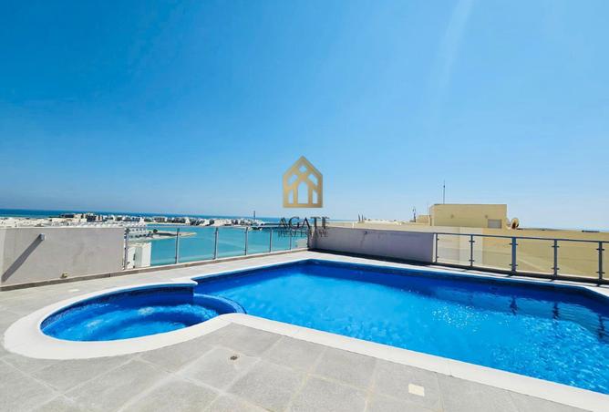 968785 - Property Image 3