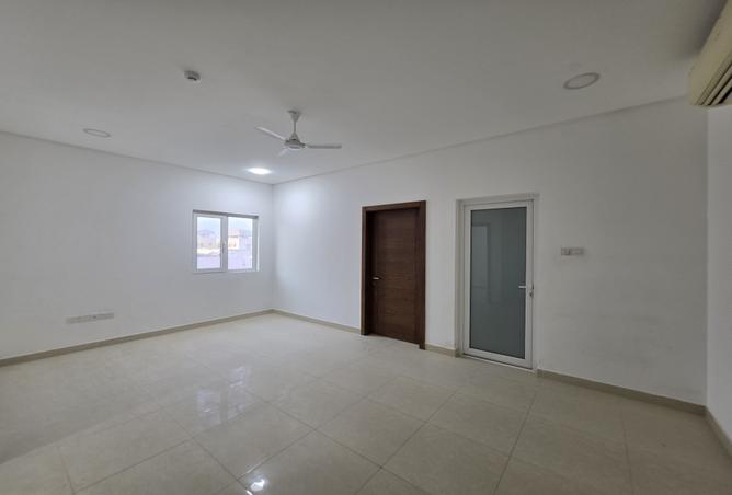 957343 - Property Main Image