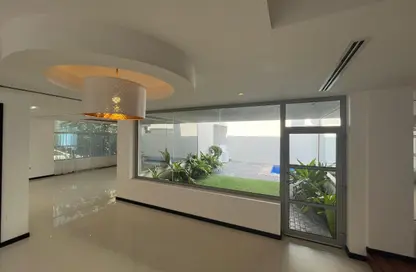 Villa - 4 Bedrooms - 5 Bathrooms for rent in Saar - Northern Governorate