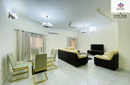 Apartment - 2 Bedrooms - 2 Bathrooms for rent in Mahooz - Manama - Capital Governorate