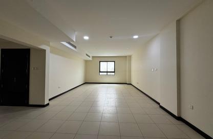 Apartment - 3 Bedrooms - 4 Bathrooms for rent in Adliya - Manama - Capital Governorate