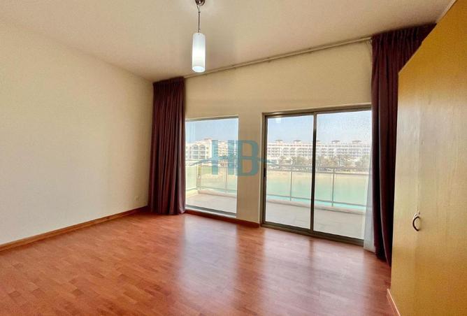 974621 - Property Image 2