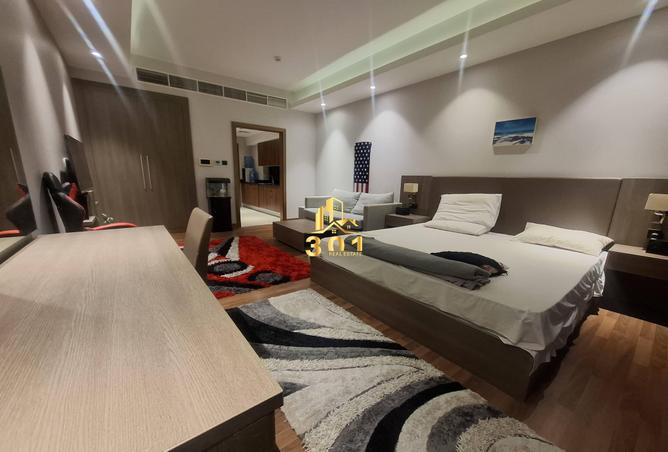 981896 - Property Image 2