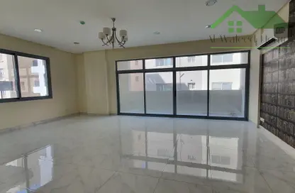 Apartment - 2 Bedrooms - 3 Bathrooms for rent in Hidd - Muharraq Governorate