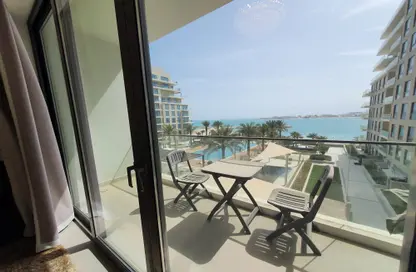 Balcony image for: Apartment - 2 Bedrooms - 2 Bathrooms for sale in Marassi Shores Residences - Diyar Al Muharraq - Muharraq Governorate, Image 1