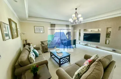 Apartment - 2 Bedrooms - 2 Bathrooms for rent in Al Juffair - Capital Governorate