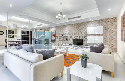 Apartment - 3 Bedrooms - 4 Bathrooms for rent in Mahooz - Manama - Capital Governorate