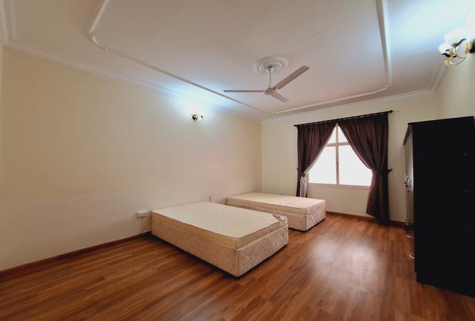 957658 - Property Image 3