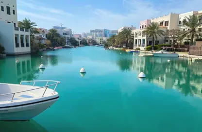 شقة - 2 غرف نوم - 2 حمامات للايجار في مدينة المرسى - أمواج - المحرق