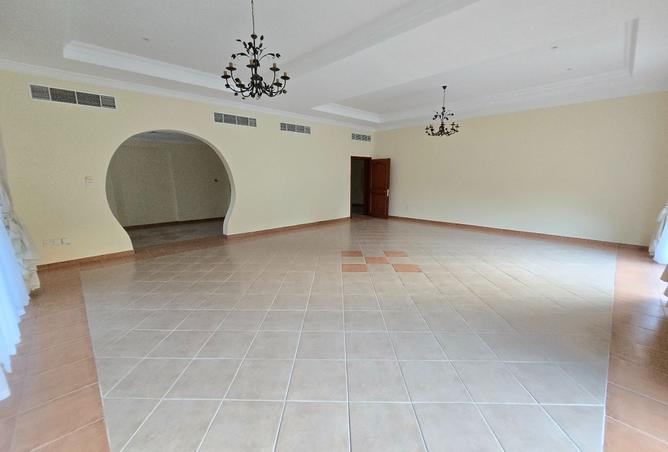 984928 - Property Image 3