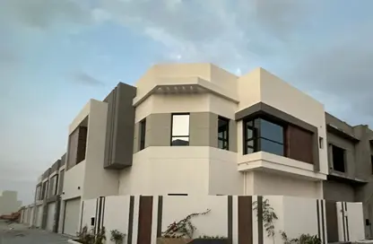 Villa - 3 Bedrooms - 5 Bathrooms for sale in Busaiteen - Muharraq Governorate