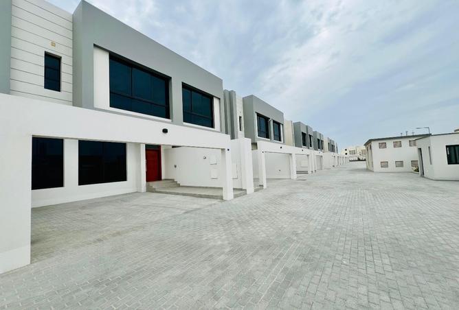 978952 - Property Image 2