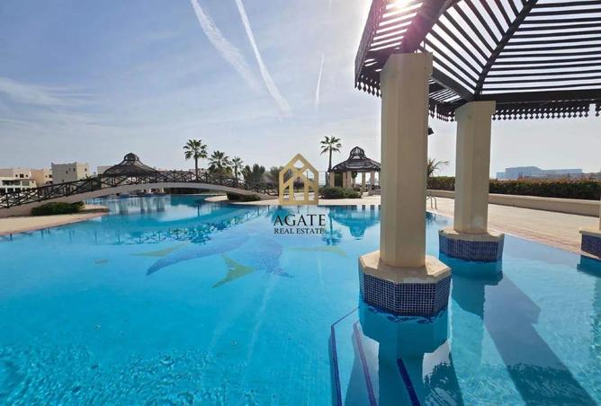 967135 - Property Image 3