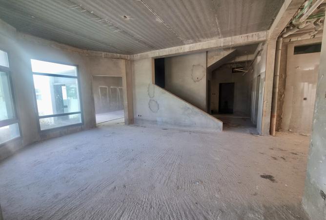 971518 - Property Image 3