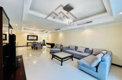 Apartment - 2 Bedrooms - 2 Bathrooms for rent in Al Juffair - Capital Governorate
