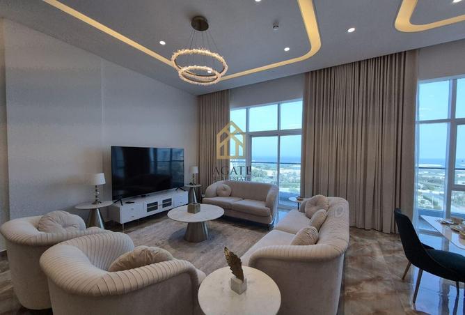 985782 - Property Image 2