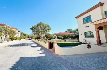 Villa - 5 Bedrooms - 6 Bathrooms for rent in Janabiya - Northern Governorate