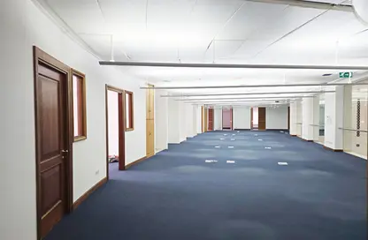 Office Space - Studio - 2 Bathrooms for rent in Diplomatic Area - Manama - Capital Governorate