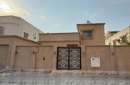 Villa - 3 Bedrooms - 4 Bathrooms for sale in Alhajiyat - Riffa - Southern Governorate